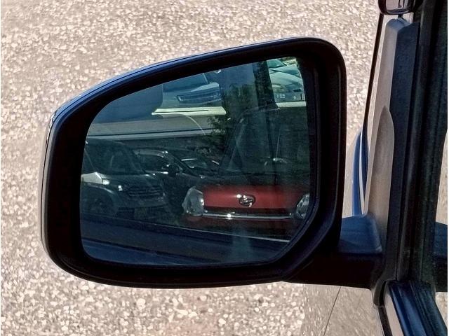 オーシャンデザイン沖縄店　〒９０１－０２３２沖縄県豊見城市伊良波５６４－５　ＴＥＬ０５０－１７２５－２９０６