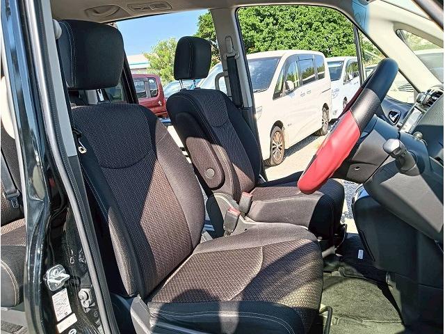 ☆全車キャンペーン中☆内装も綺麗な状態を保っております！ご納車前に専門のスタッフが清掃させていただきますので、安心してご購入いただけます！