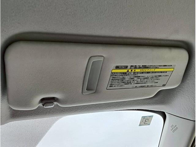 ���������Y��ł������������̃X�^�b�t���Y��ɐ��|�v���܂��B�C�ɂȂ�V�[�g�̉����V��̉�������������Y��ɒv���܂��̂ŁA�����S���������I