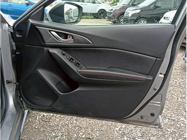 ���C�g�ނ���������^�S�����߂Ė����Ă��܂��I�ڂ������ʂ��Ă���Ƃ������悭�����܂���ˁ�