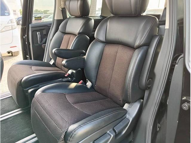 エルグランド ２５０ハイウェイスター　自社　ローン　対応（51枚目）