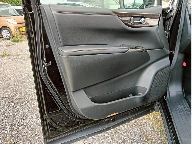 エルグランド ２５０ハイウェイスター　自社　ローン　対応（56枚目）