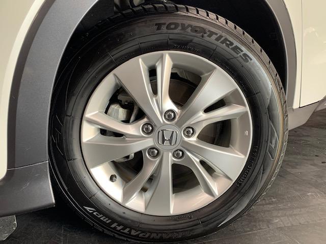 タイヤサイズ（前）	２１５／６０Ｒ１６　９５Ｈタイヤサイズ（後）	２１５／６０Ｒ１６　９５Ｈ