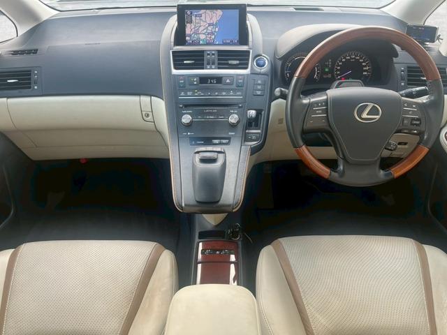 ＨＳ ＨＳ２５０ｈ　バージョンＬ　レクサス純正ナビ　バックカメラ　ヘッドライトウォッシャー　シートエアコン／ヒーター　クルーズコントロール　ウッドコンビステアリング　メモリーパワーシート　電動サンシェード　ＥＴＣ　保証対象車両（2枚目）