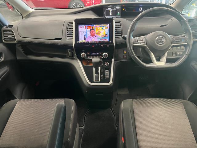 セレナ ハイウェイスター Vセレクション 県内買取直販車両! 360度カメラ ハンズフリーパワスラ クリアランスソナー ETC ドラレコ 純正16インチアルミホイール 革巻ステアリング 9インチアルパインナビ フリップダウンモニター(16枚目)