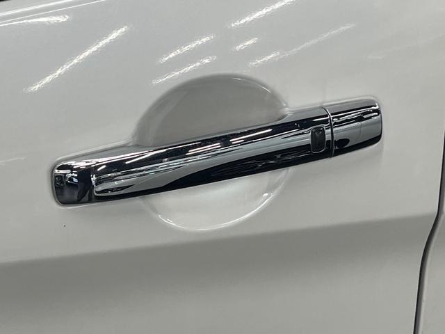 セレナ ハイウェイスター Vセレクション 県内買取直販車両! 360度カメラ ハンズフリーパワスラ クリアランスソナー ETC ドラレコ 純正16インチアルミホイール 革巻ステアリング 9インチアルパインナビ フリップダウンモニター(61枚目)