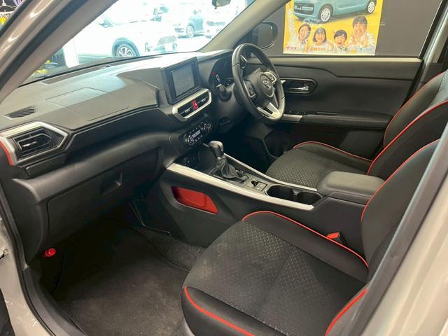 気になる月々のローン支払シュミレーションはその場でお伝えでき、審査も短時間で結果が分かります。その他様々なオプションやサービスで満足できるように担当スタッフが頑張りますので是非ご来店下さい。