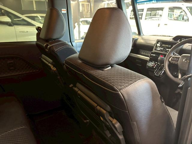 ユーポス豊見城店は軽自動車からコンパクトカー、ミニバン、スポーツカーまで様々な車種を取り揃えております。お客様の希望車種が見つからなくても全国から車両を探せます。お気軽にお問合せ下さい。