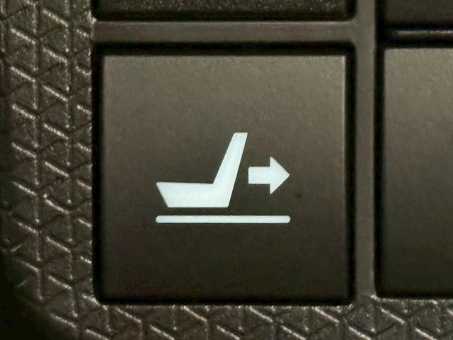 気になる月々のローン支払シュミレーションはその場でお伝えでき、審査も短時間で結果が分かります。その他様々なオプションやサービスで満足できるように担当スタッフが頑張りますので是非ご来店下さい。