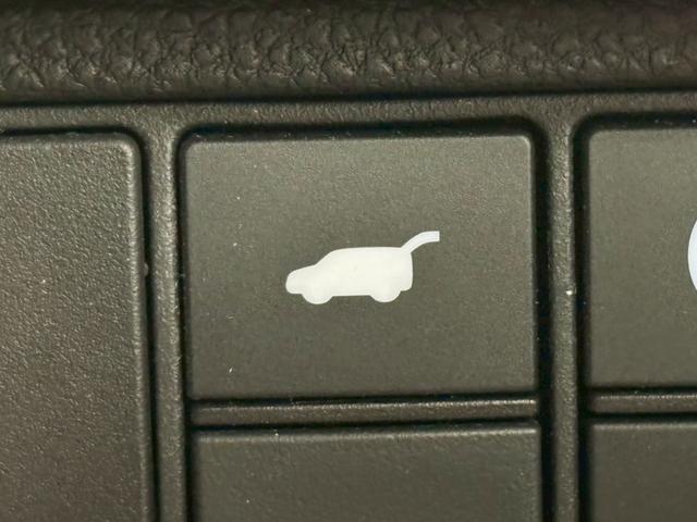 気になる月々のローン支払シュミレーションはその場でお伝えでき、審査も短時間で結果が分かります。その他様々なオプションやサービスで満足できるように担当スタッフが頑張りますので是非ご来店下さい。