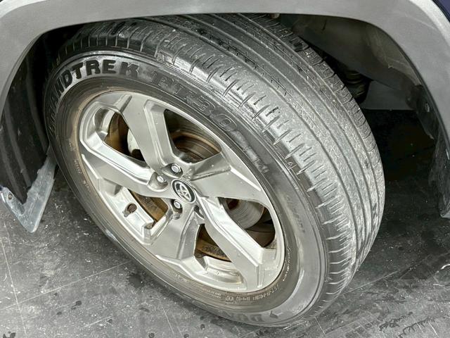 気になる月々のローン支払シュミレーションはその場でお伝えでき、審査も短時間で結果が分かります。その他様々なオプションやサービスで満足できるように担当スタッフが頑張りますので是非ご来店下さい。