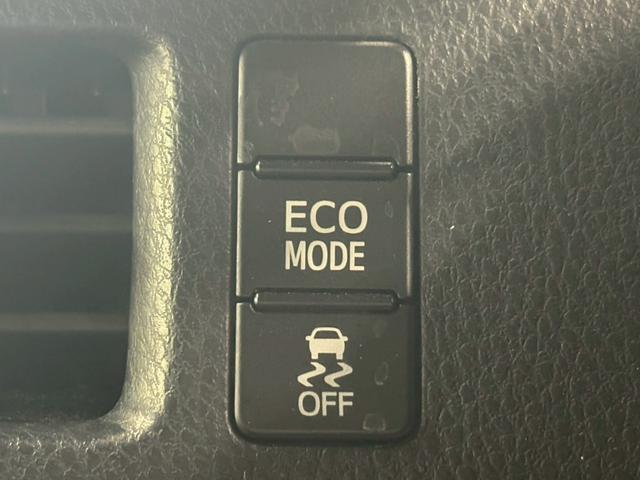 ヴォクシー ＺＳ　フリップダウンモニター　純正ＳＤナビ　バックモニター　アイドリングストップ　ステアリングスイッチ　ドライブレコーダー　両側パワースライドドア　スマートキー　ＥＴＣ　県内買取車両　保証対象車両（54枚目）