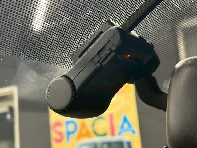 ヴォクシー ＺＳ　フリップダウンモニター　純正ＳＤナビ　バックモニター　アイドリングストップ　ステアリングスイッチ　ドライブレコーダー　両側パワースライドドア　スマートキー　ＥＴＣ　県内買取車両　保証対象車両（62枚目）