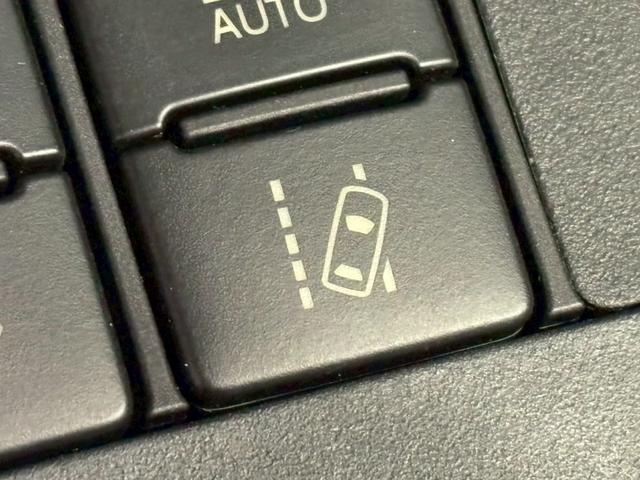 ユーポス豊見城店は軽自動車からコンパクトカー、ミニバン、スポーツカーまで様々な車種を取り揃えております。お客様の希望車種が見つからなくても全国から車両を探せます。お気軽にお問合せ下さい。