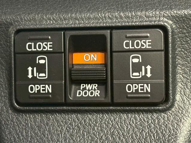 ユーポス豊見城店は軽自動車からコンパクトカー、ミニバン、スポーツカーまで様々な車種を取り揃えております。お客様の希望車種が見つからなくても全国から車両を探せます。お気軽にお問合せ下さい。