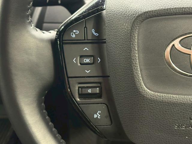 ユーポス豊見城店は軽自動車からコンパクトカー、ミニバン、スポーツカーまで様々な車種を取り揃えております。お客様の希望車種が見つからなくても全国から車両を探せます。お気軽にお問合せ下さい。