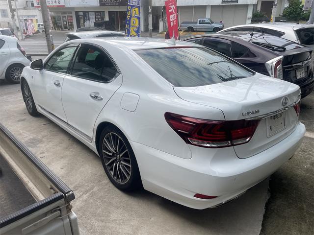 LS LS460 Fスポーツ ワンオーナー ETC クリアランスソナー オートクルーズコントロール バックカメラ ナビ アルミホイール オートマチックハイビーム HID サンルーフ AT シートヒーター シートエアコン(17枚目)