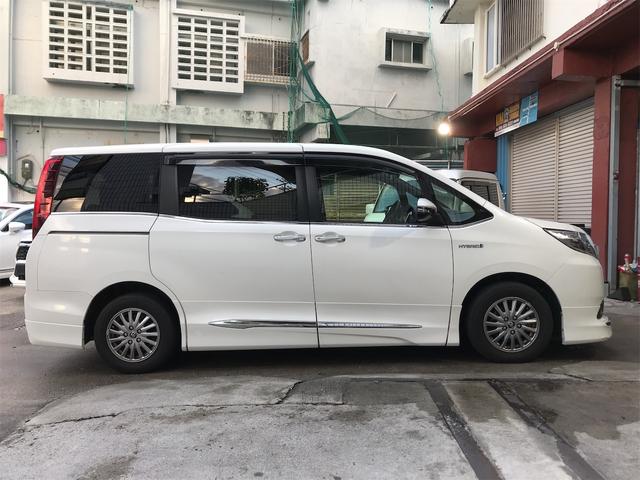 エスクァイア ハイブリッドＸｉ　ドライブレコーダー　ＥＴＣ　バックカメラ　ナビ　両側スライド・片側電動　オートライト　ＬＥＤヘッドランプ　スマートキー　電動格納ミラー　３列シート　ＣＶＴ　アルミホイール　盗難防止システム（14枚目）