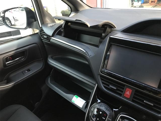 エスクァイア ハイブリッドＸｉ　ドライブレコーダー　ＥＴＣ　バックカメラ　ナビ　両側スライド・片側電動　オートライト　ＬＥＤヘッドランプ　スマートキー　電動格納ミラー　３列シート　ＣＶＴ　アルミホイール　盗難防止システム（44枚目）