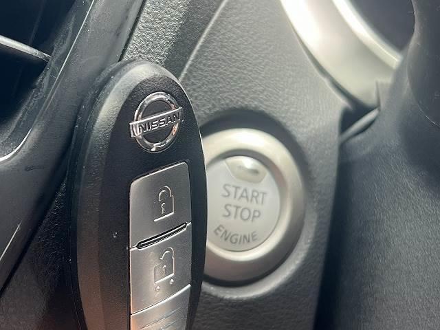 【インテリキー】車内へのアクセスやエンジン始動が楽々に行える今や必須アイテムのキー複製防止の「イモビライザー」まで備わっております。