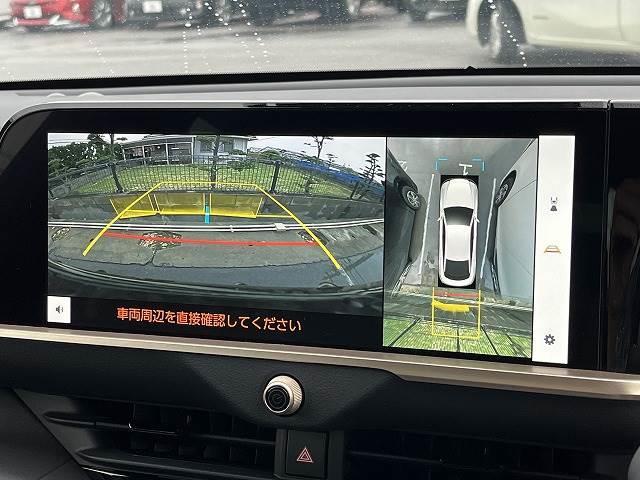 【パノラミックビューモニター】を装備しております。全周囲カメラで危険察知。狭い駐車場でも安心して駐車できますね。