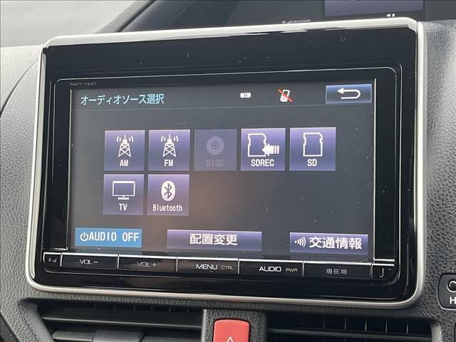 純正９インチナビをインストール★フルセグ視聴やＤＶＤ再生・Ｂｌｕｅｔｏｏｔｈ等機能も充実しております。
