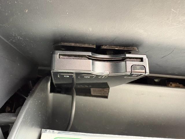 タコマ ダブルキャブ　ＳＲ５　Ｖ６・パートタイム４ＷＤ・リフトアップ・ナビ・Ｂｌｕｅｔｏｏｔｈ・ＥＴＣ・バックカメラ・牽引（50枚目）