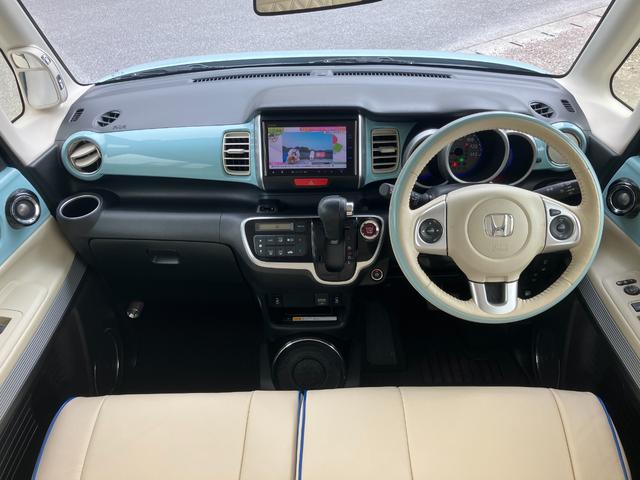 運転者にとっては日々使用することとなる運転席です。運転席が快適だと運転に集中することができますね。
