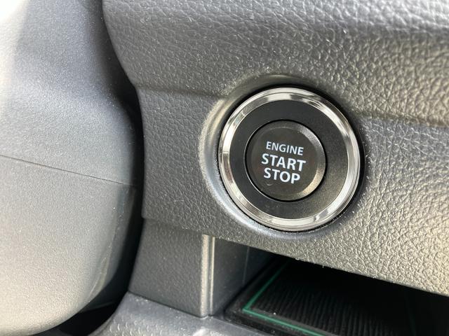 エンジン始動も楽チンです。イチイチ鍵を出す手間も無くなりますよ。