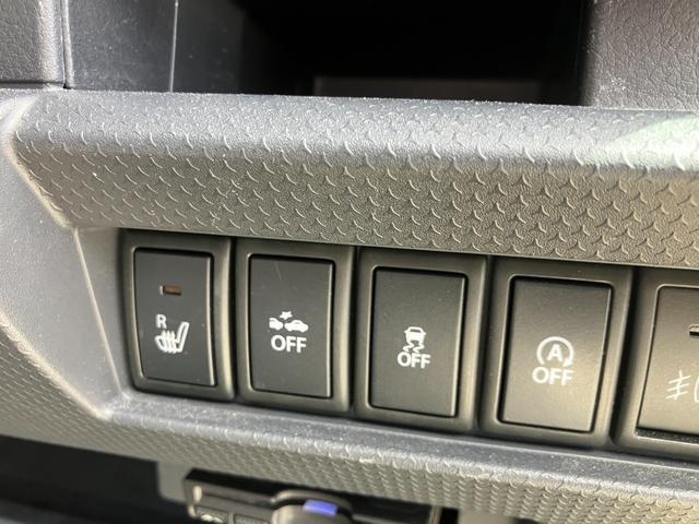 衝突被害軽減システム！前走車両と対向車両、歩行者の接近を感知して、警報や、オートブレーキやステアリング振動などによって衝突回避を支援してくれます。