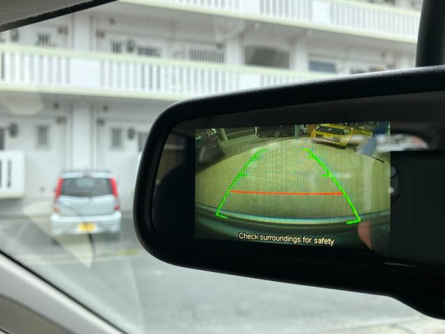 バックカメラ装着済！死角になりやすい後方もとても見やすいです☆車庫入れに自信がない方や縦列駐車が苦手な方にも、オススメな機能です！安心度もアップ！