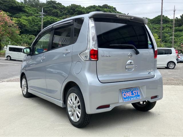 お車の知識がなくても大丈夫です！皆様のご来店をスタッフ一同、心よりお待ちしております。