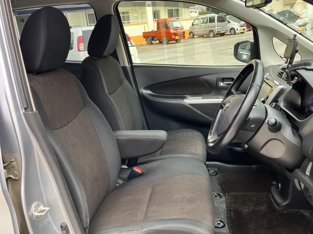 ご覧頂きまして誠に有難うございます！！是非ご来店して頂き、実際にご覧になって頂ければと思います。お客様からのご連絡をスタッフ一同、心よりお待ちしております