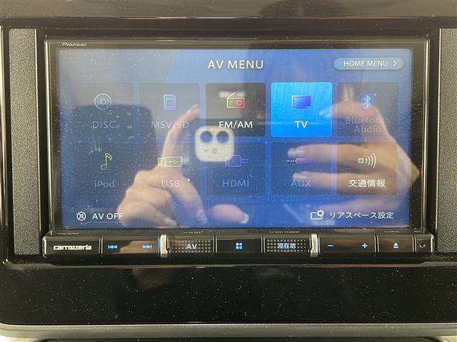 ハイブリッドＸＺ　ターボ　社外ナビ　フルセグＴＶ　ＣＤ　ＤＶＤ　Ｂｌｕｅｔｏｏｔｈ　バックカメラ　両側パワースライドドア　リアコーナーセンサー　シートヒーター　サーキュレーター　ドライブレコーダー前　ルーフレール　純正アルミ(3枚目)