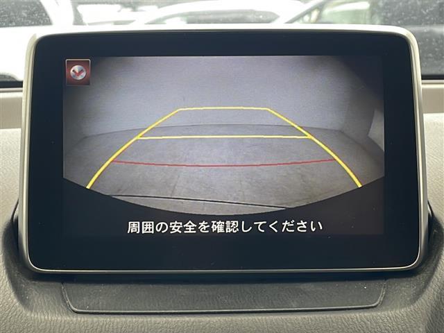 【　バックカメラ　】便利なバックカメラ装備で安全確認を頂けます。駐車が苦手な方にもオススメな便利機能です♪