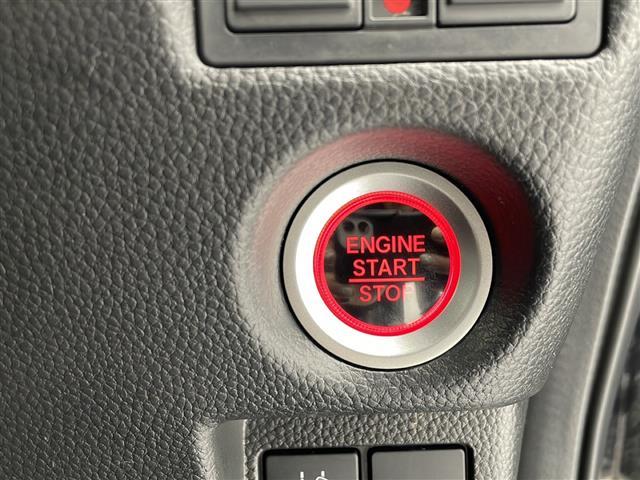 【　プッシュスタート　】鍵を挿さずにポケットに入れたまま鍵の開閉、エンジンの始動まで行えます。