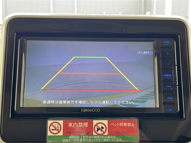 【　バックカメラ　】便利なバックカメラ装備で安全確認を頂けます。駐車が苦手な方にもオススメな便利機能です♪