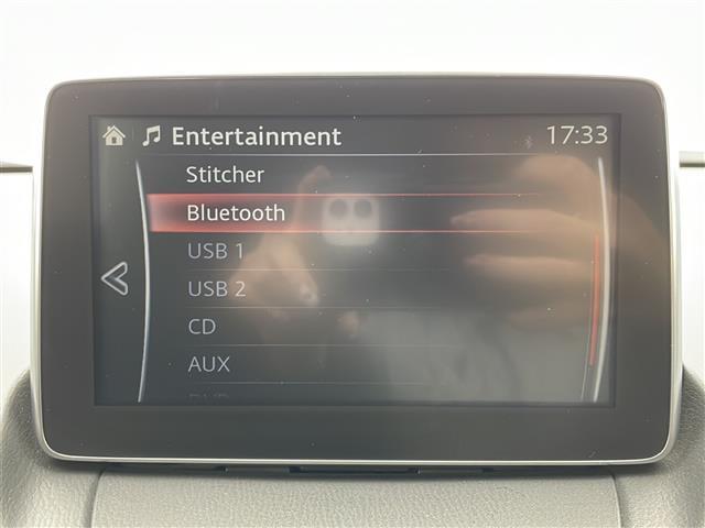 ＣＸ－３ ＸＤ　純正ナビ　フルセグＴＶ　ＣＤ　ＤＶＤ　ｂｌｕｅｔｏｏｔｈ接続　ＥＴＣ　バックカメラ　ＬＥＤヘッドライト　クルーズコントロール　純正アルミホイール　ステアリングスイッチ　スマートキー　プッシュスタート（3枚目）