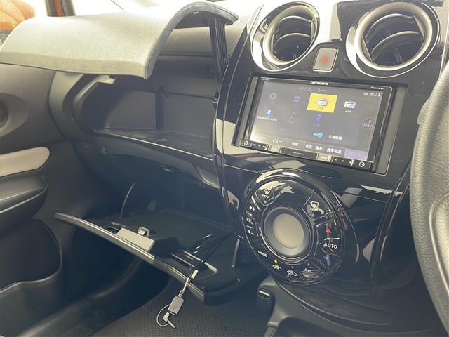 ノート ｅ－パワー　Ｘ　社外ナビ　ＤＶＤ　ＣＤ　ｂｌｕｅｔｏｏｔｈ　ＵＳＢ　ＥＴＣ　バックカメラ　前後ドライブレコーダー　社外デジタルインナーミラー　エマージェンシーブレーキ　スマートキー　プッシュスタート　社外アルミ（13枚目）