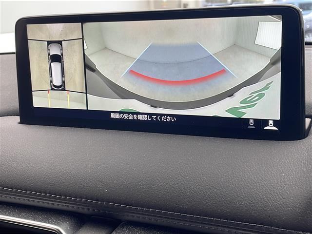 【　全方位カメラ　】上から見下ろしたように駐車が可能です。安心して縦列駐車も可能です♪