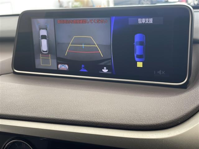【　全方位カメラ　】上から見下ろしたように駐車が可能です。安心して縦列駐車も可能です♪