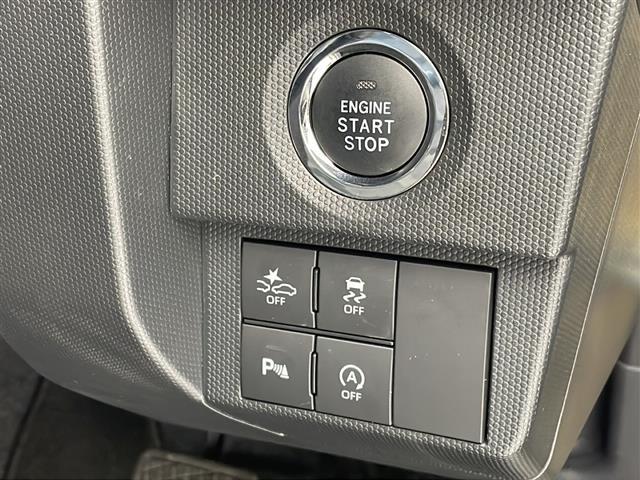 【　衝突被害軽減ブレーキシステム】フロントカメラとミリ波レーダーにより前方車両や歩行者を検知。衝突の危険があるときは、警報で注意を促しブレーキを制御して衝突回避または衝突被害の軽減をアシスト。