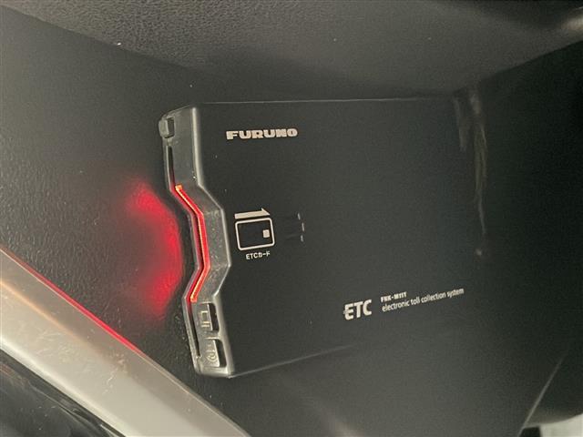 【　ＥＴＣ　】今やカーライフにおける重要性はナビにも匹敵するのではないでしょうか？セットアップを行うことで利用可能になります！