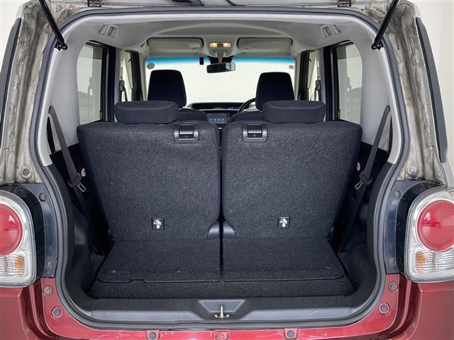 【ラゲッジスペース】ダンボールなどの大きい荷物も釣り具などの長尺物まで様々載せられそうです。