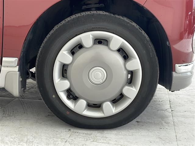 【タイヤ・ホイール】足回りもかっこよく決まってます。社外のアルミやスタッドレスタイヤも取り扱いございますドレスアップもカスタマイズもお任せください。