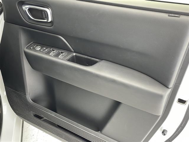 店舗にて現車の確認もいただけますので、お電話で在庫のご確認の上是非ご来店くださいませ!!!//////