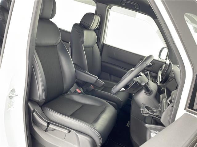 【 フロントシート 】使えるフロントシートで快適ドライブ♪