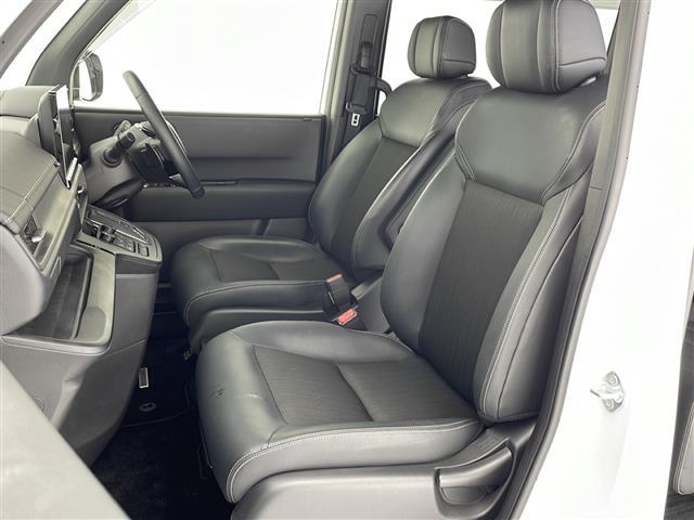 【 ハーフレザー 】高級感のあるハーフレザーシートになります♪