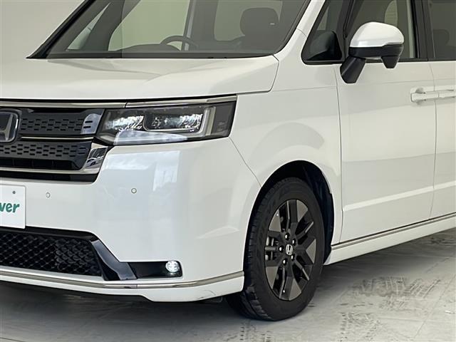 【 電動格納ウインカーミラー 】付いているだけで高級感のUPするウィンカー内臓サイドミラー♪もちろん見た目だけでなく、対向車からの視認性の向上につながり、安全度もUP♪////