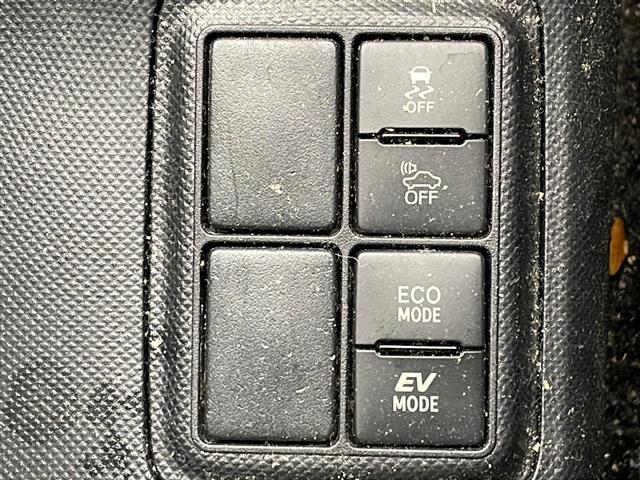 【プリクラッシュセーフティシステム（ＰＣＳ）】クルマ［昼夜］・歩行者［昼夜］・自転車［昼夜］・バイク［昼］を検知する衝突軽減ブレーキです！機能には限界があるためご注意ください。